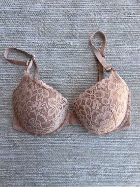 Victoria's Secret Underwire Floral Lined Lace Beige Bra PINOY1FNH4 34 DDD
